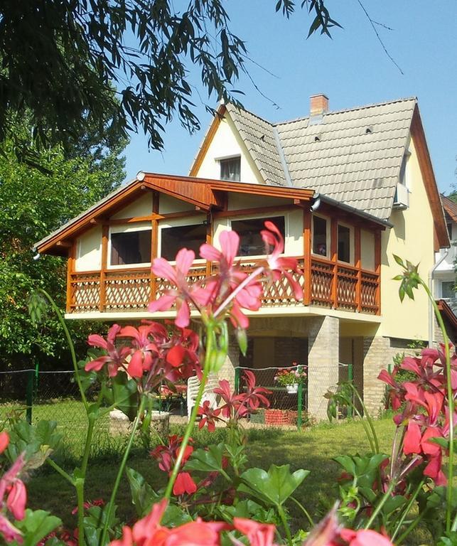 Tiszavirag Vendeghaz Villa Szeged Exterior photo